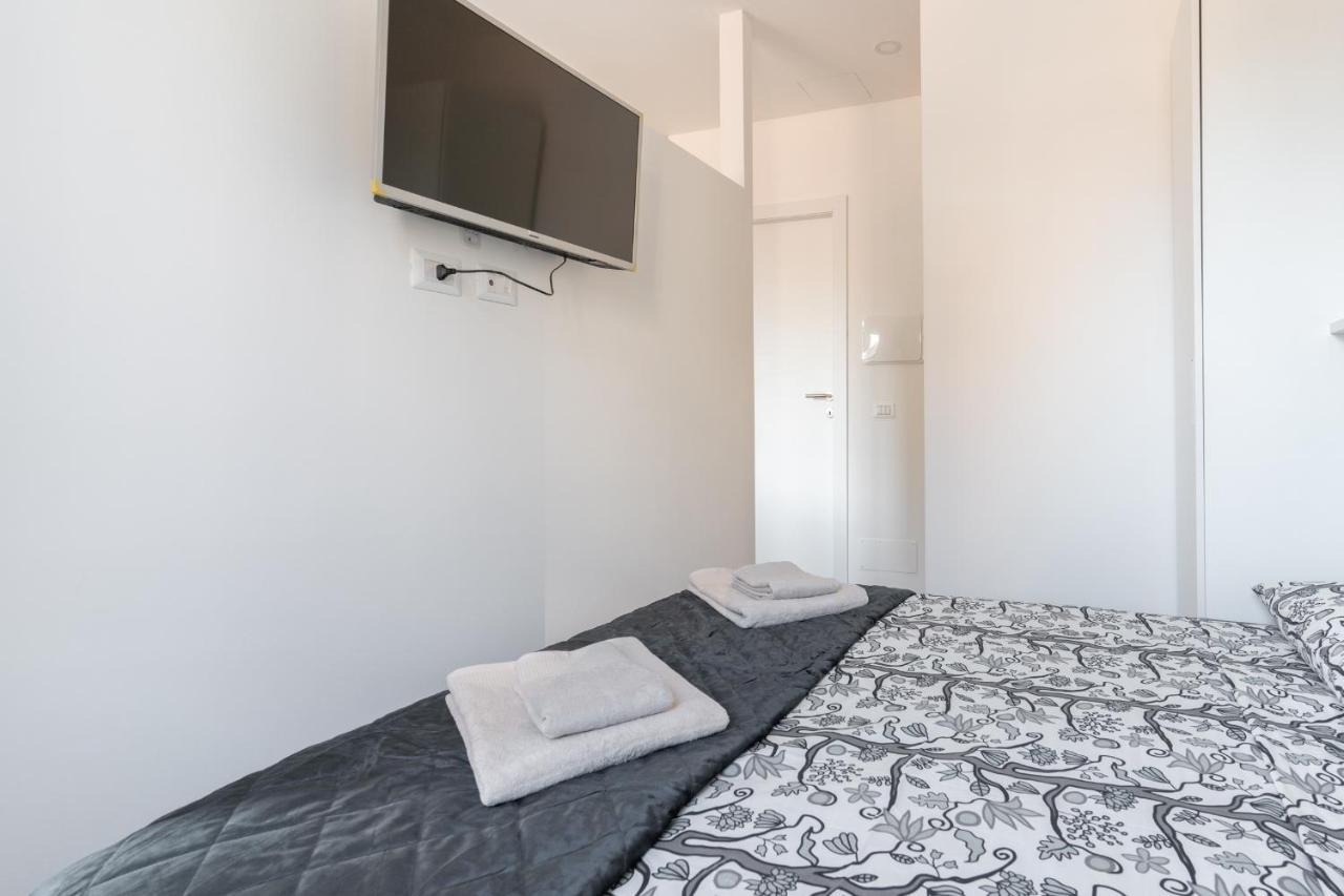 Cimiano Suite 21, New Apartment Milánó Kültér fotó